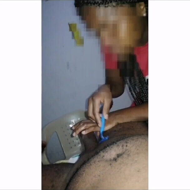 hermana ayuda divierte