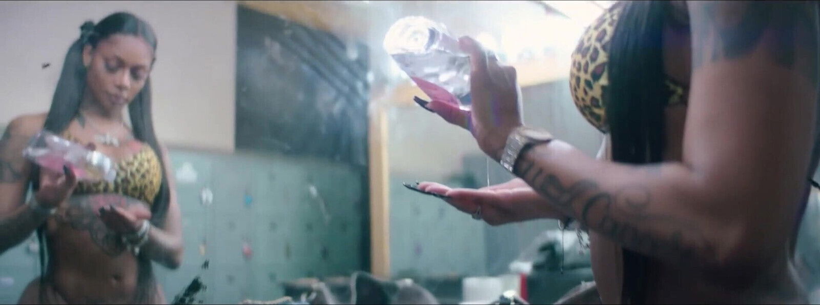 Phaero With $arhip Pu$$y Sexy Ebony MILF