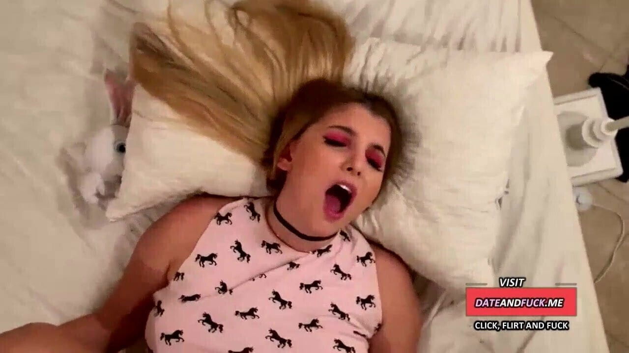 Girl came home from School Agreed Fuck