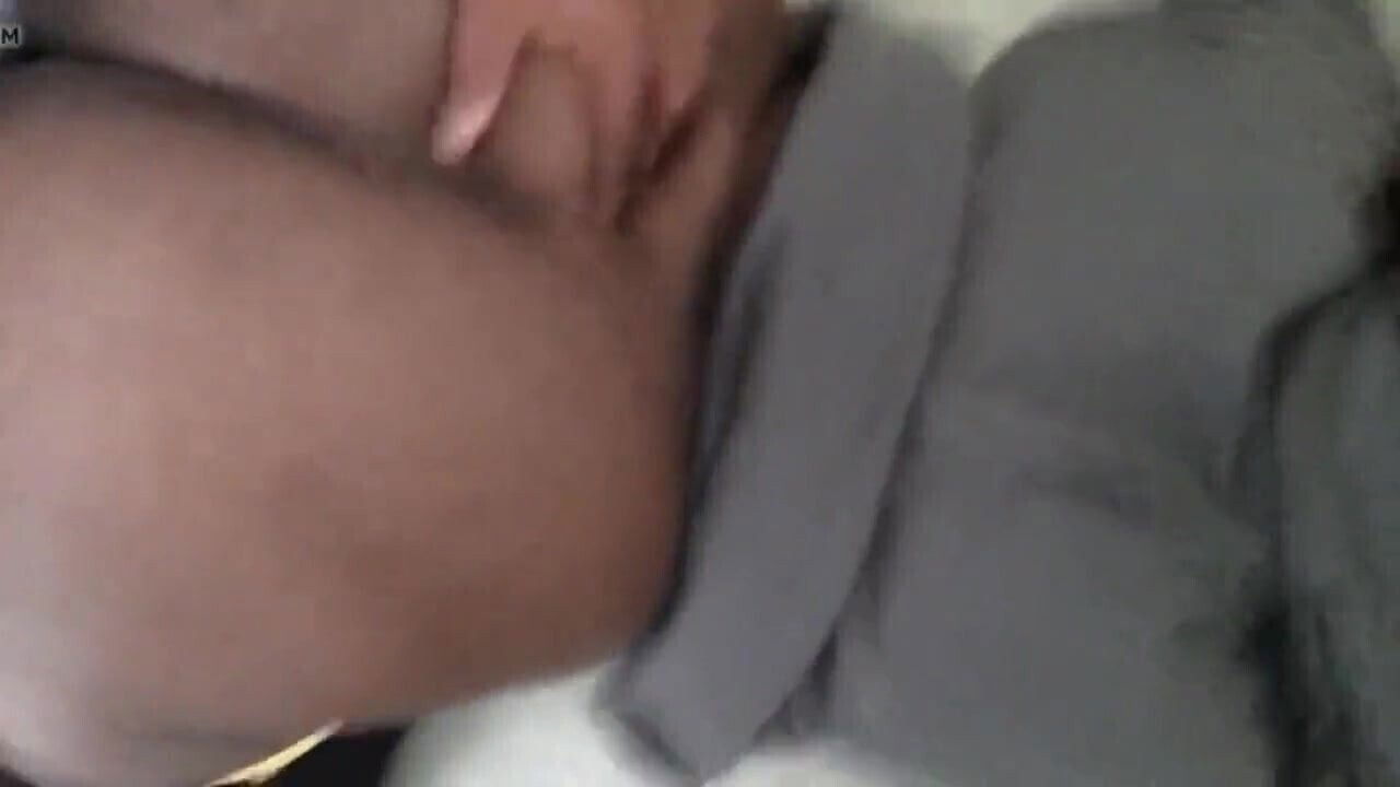 JIGGLY BLACK BOOTY MILF GETS CREAMPIE DOGGYSTYLE