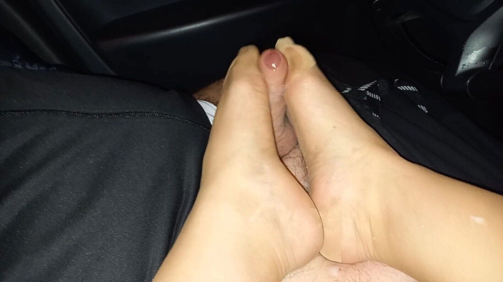 Sponsored meeting with stranger nylon stockings with cumshot