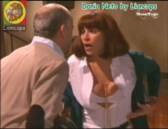 Dania Neto Rosa Fogo Lioncaps 15-04-2012