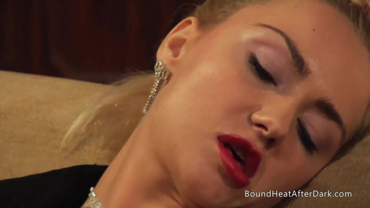 Blonde Lesbian Slave Knees Licking Madame Pussy