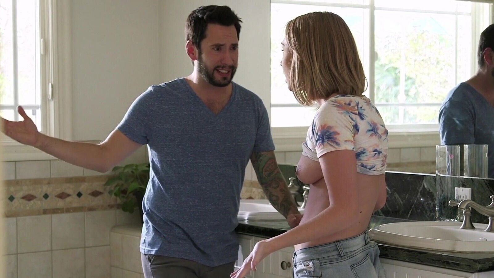 Enjoy Iggy Amore enjoys some intense snarfing