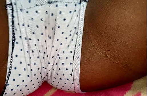 fodenu bocetinha manhosa minha priminha antes minha irma chege quarto delas