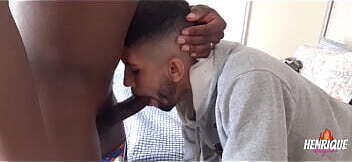 MAGRELO PIROCUDO DANDO NEGRO DOTADO