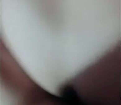 Livya castro mamando levando gozada cuzinho pelo