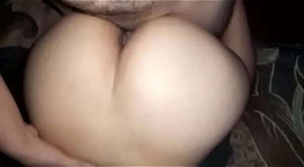 Convenciendola chupar otra verga