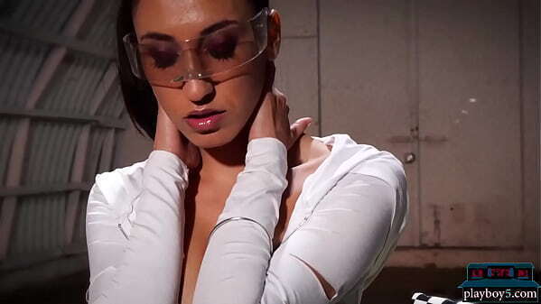 Petite latina Deisy Leon just perfect natural tight