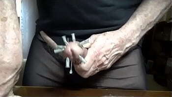 Cum With 8 Needles in my Cock