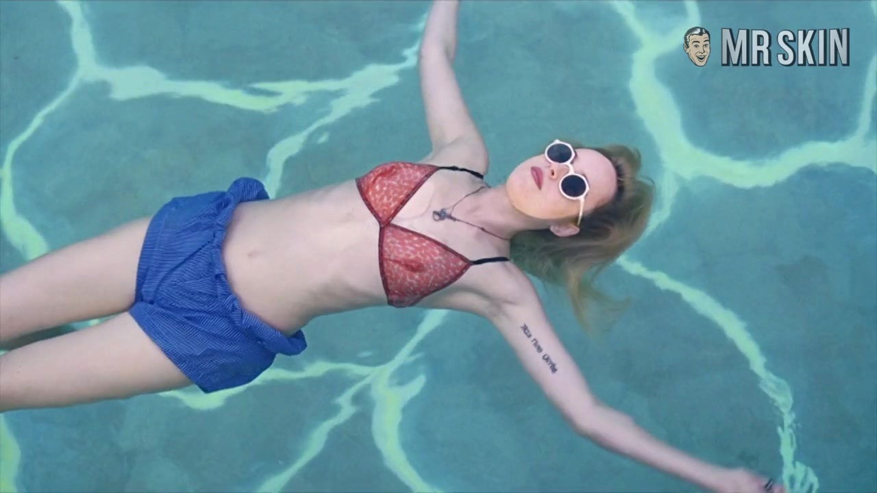 Naked Kate Beckinsale Won't Disappointment You - Mr.Skin