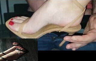 Shoe nude heels toes