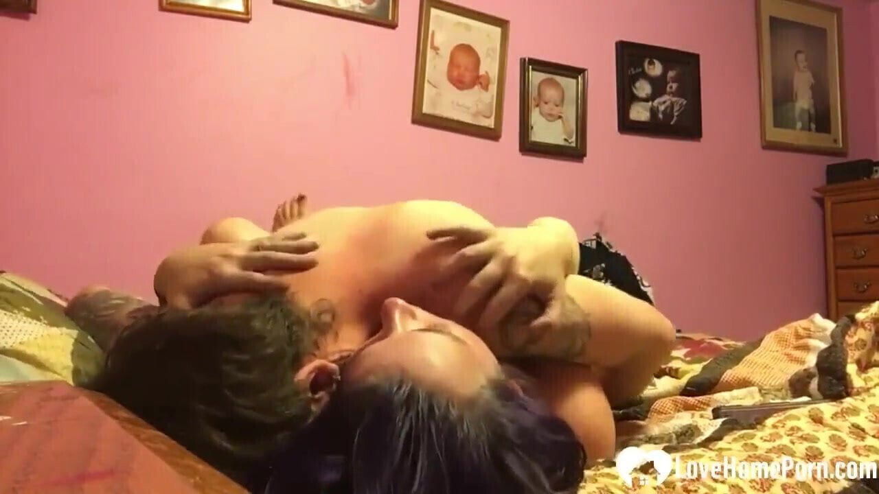 Rocker Screwing College