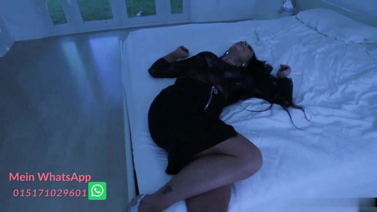 Perv StepMom Texas Patti Needs Cheering