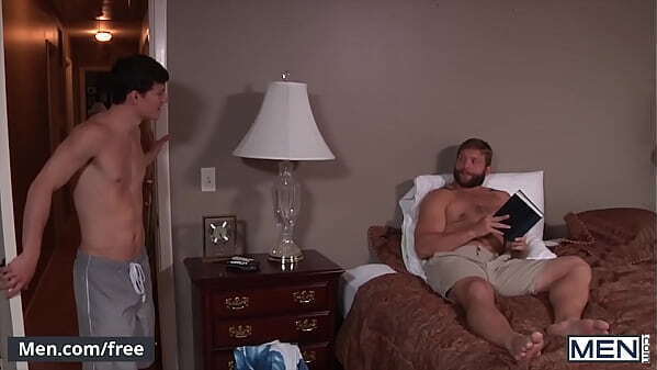 Muscly Bear (Colby Jansen) Eats Twinks (Tyler Sweet) Tight Before Pounding Doggystyle
