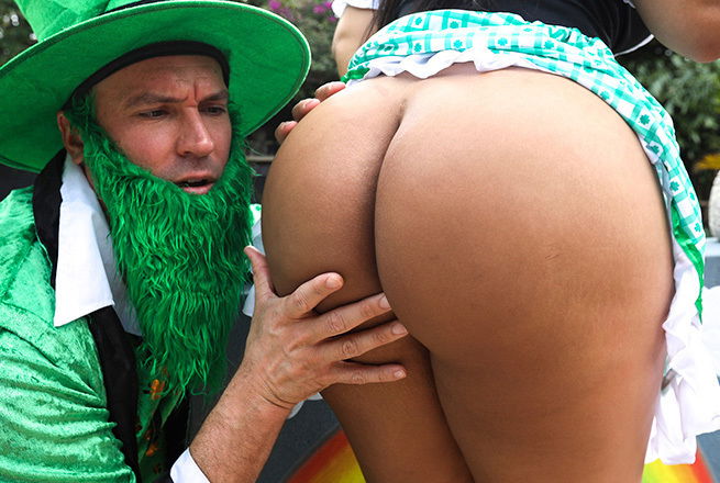 Fuck Me, I'm Irish - AssParade