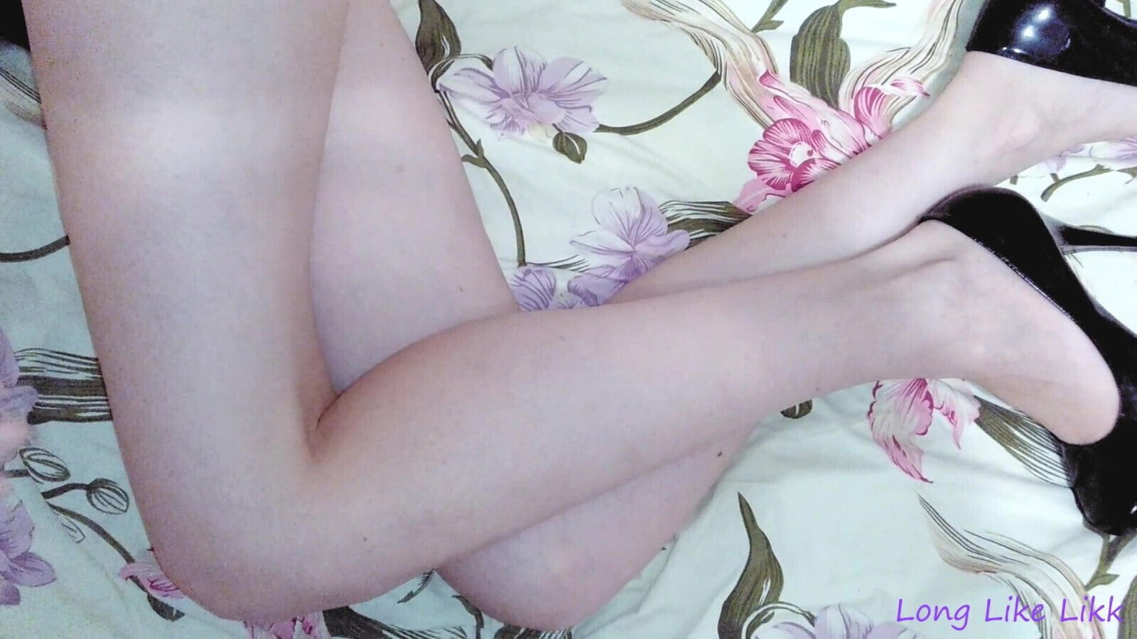 Bare feet shoes with heels semen