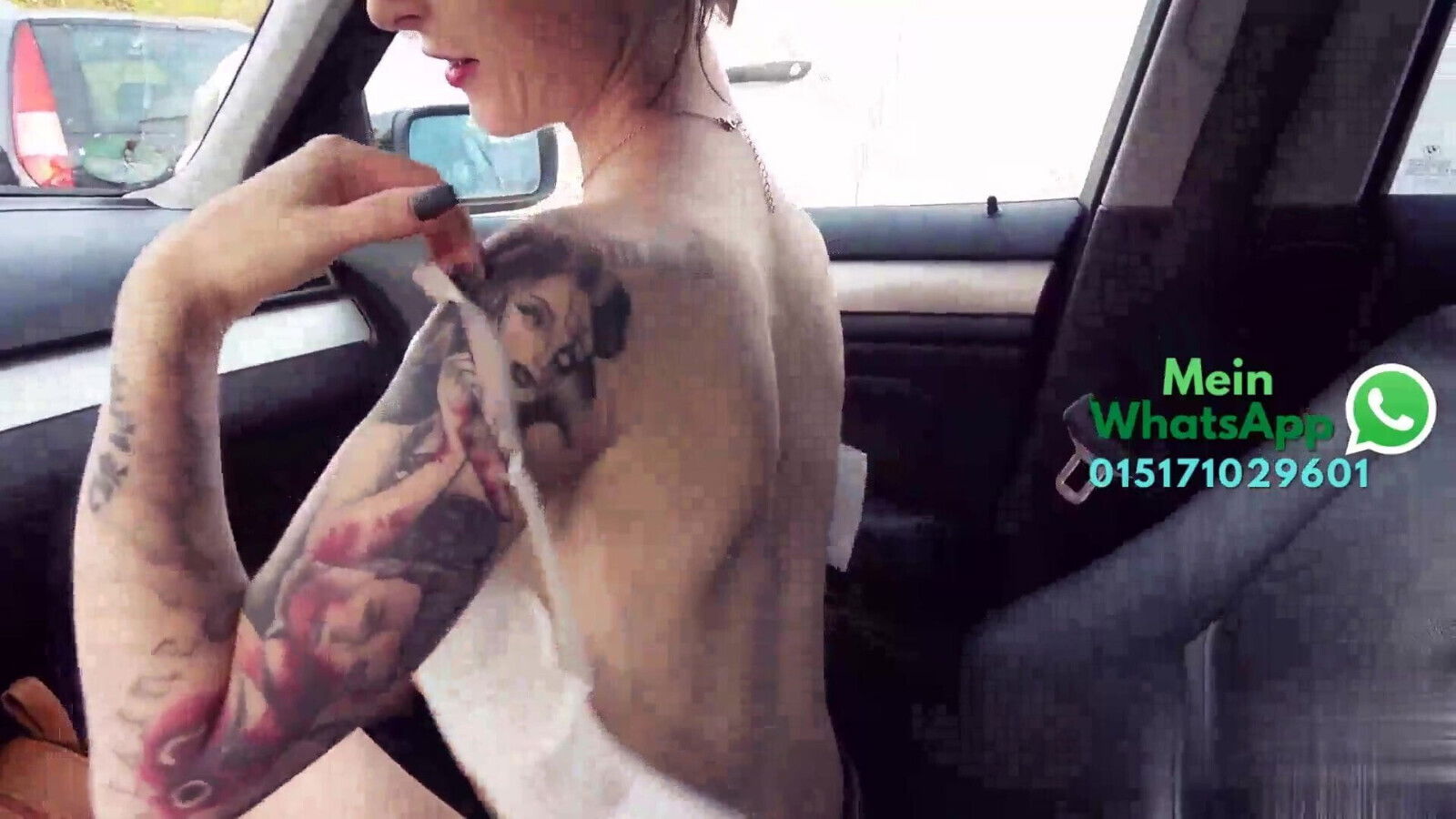 deutsche muttii auto gefickt