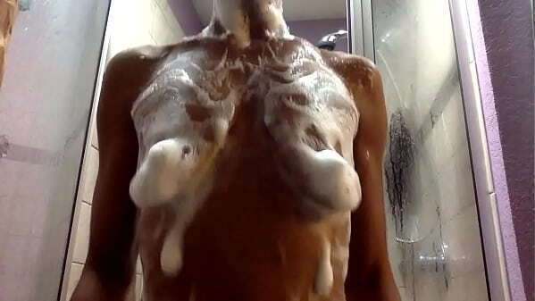 Ginger MoistHer Sudsy Face Scrub