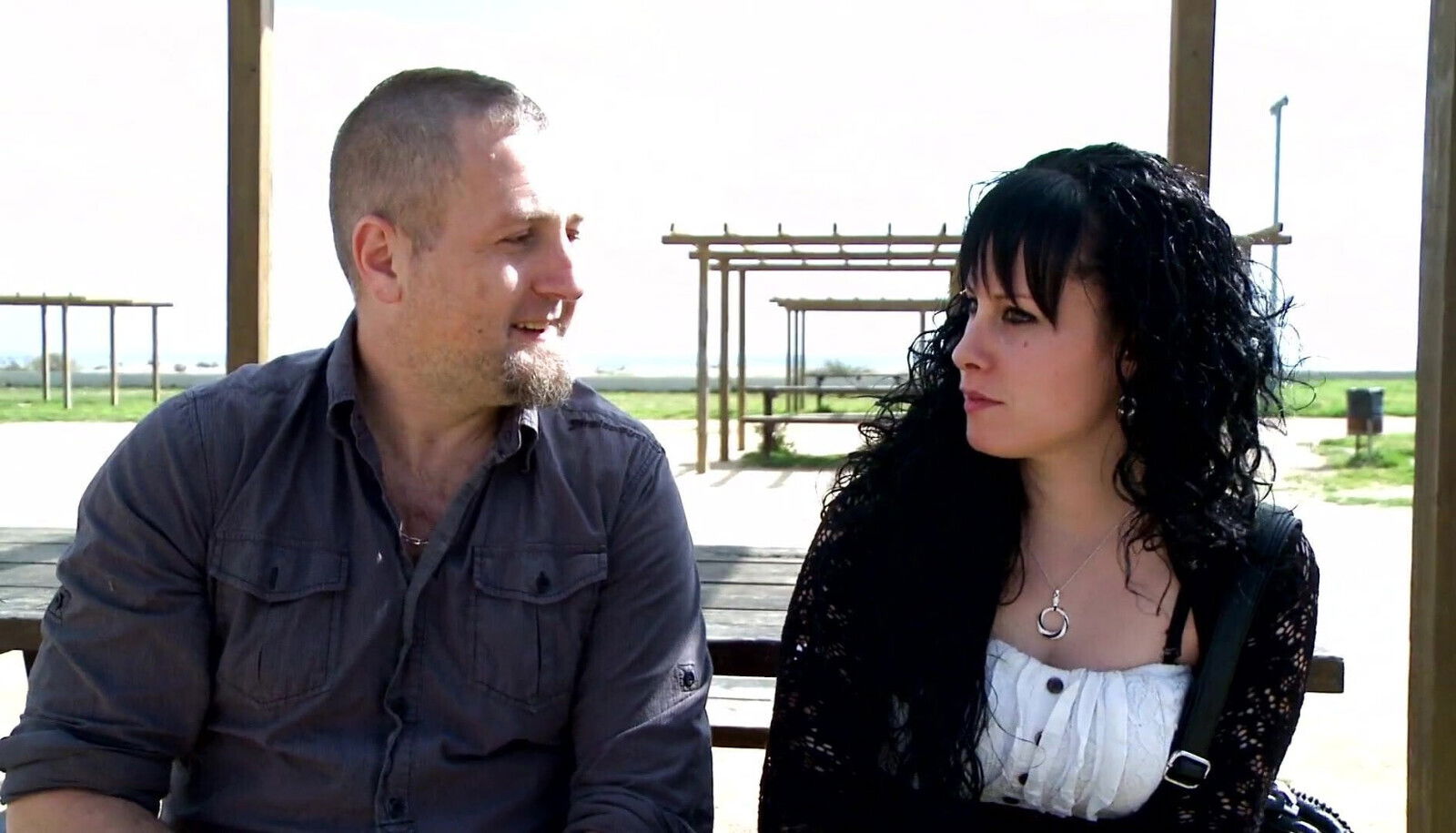 Spanish amateur teen needs money, gives