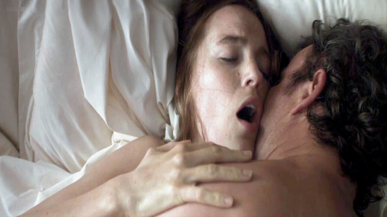 Blake Lively nude, boobs, butt shower more