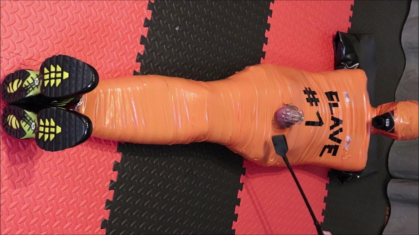 mummification chastity