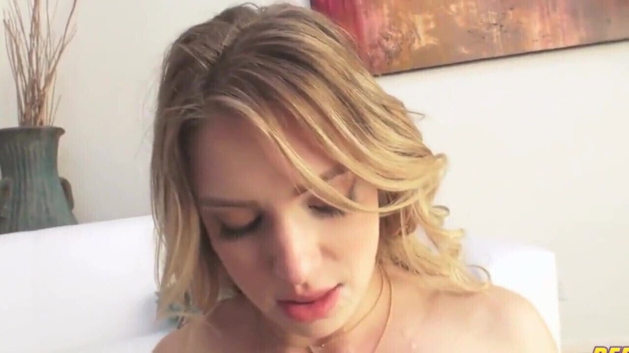 Muslim Niqab gets pussy licked