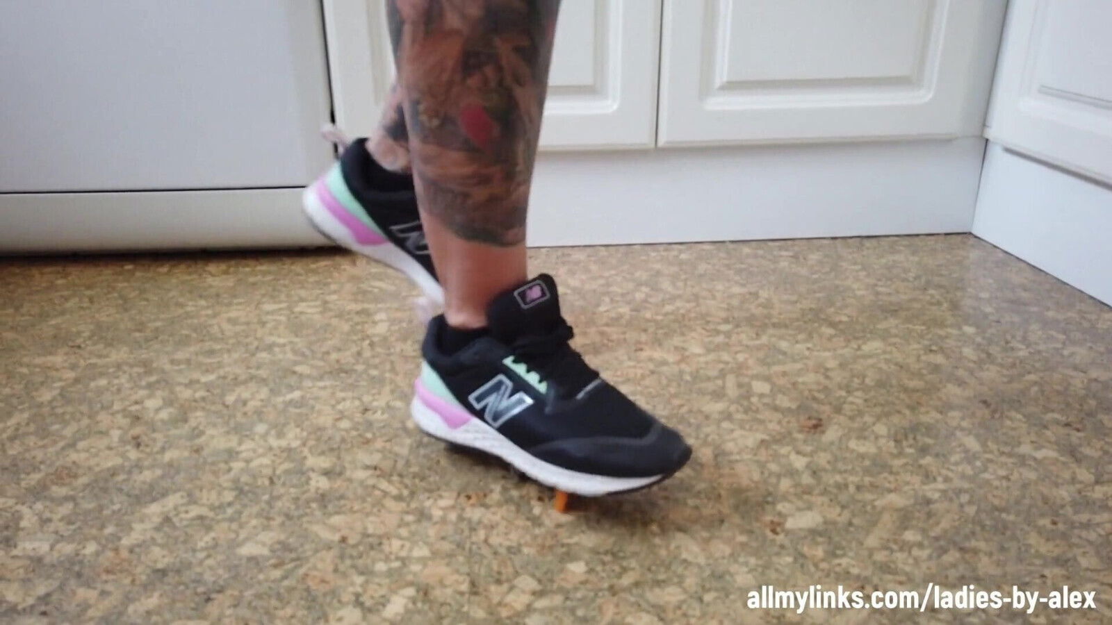 Tattooed Blonde Lady Trying Tread Rolling