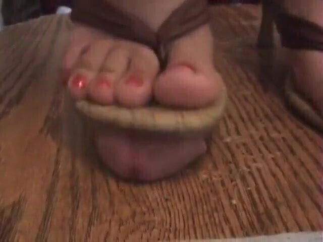 Texas College Girls Trample-Sofia's cruel shoejob!