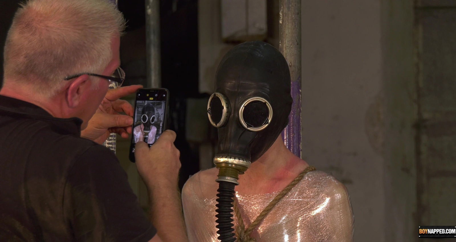 shares lust alongside submissive nephew