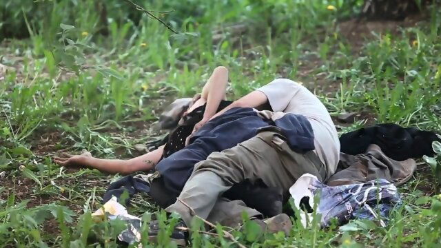 Village couple arranged drunk fuck middle field