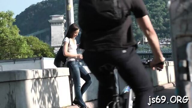 Pungent Irina Bruni doesn want stop boner riding