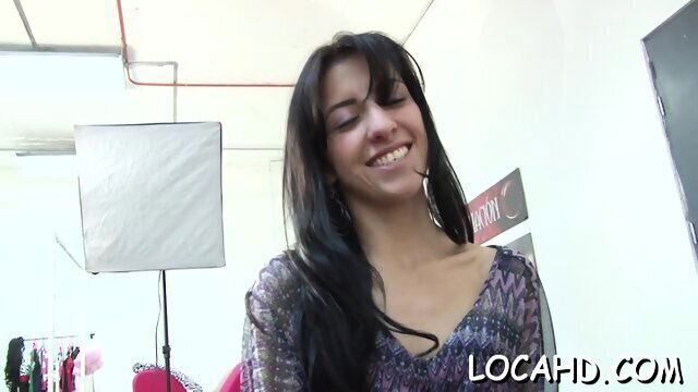 Horny Vanessa Suarez stop enjoying wild fuck