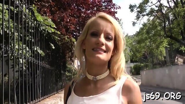 Shlong rodeo sensual blonde doll Valentina Valenti