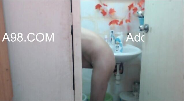 Daughter gives perfect gift step