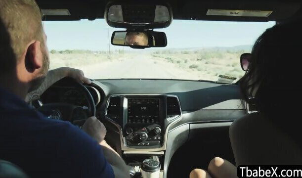 Slim sweetheart Valentina gets fucked