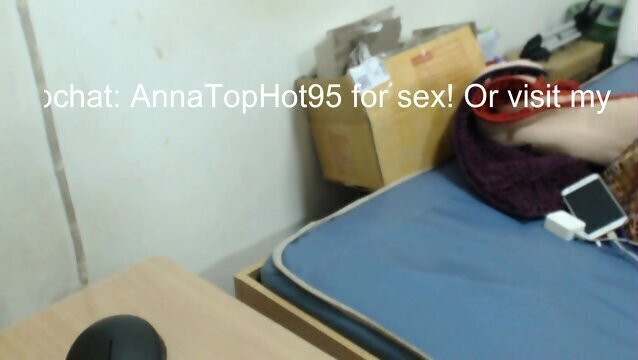 Teen gives hand blowjob gets over..