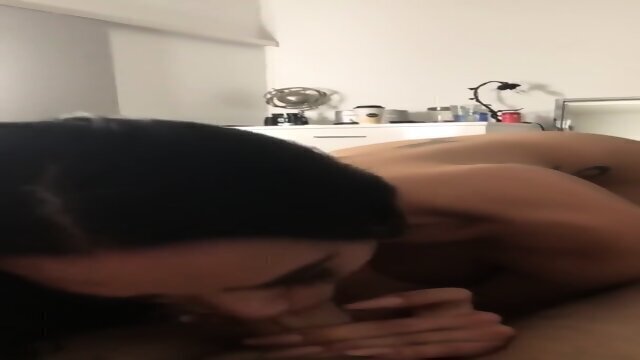 Gorgeous shemale satisfies (How envy him!)