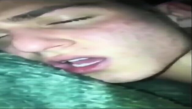 Novinho loirinho dando vontade