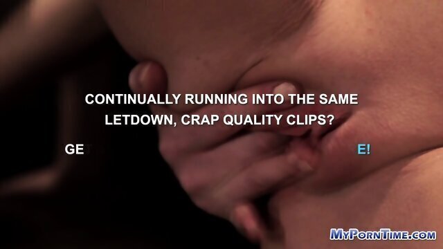 Tina jilling public toilet