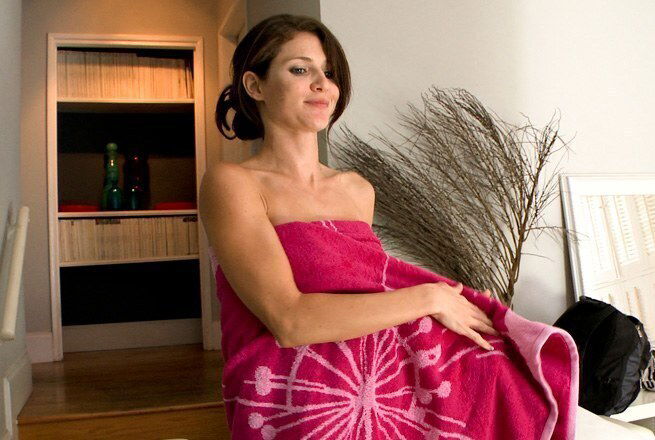 Jenni Lee sucks some dick