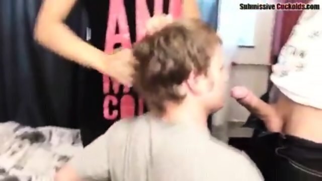 Cuckold sucking prick