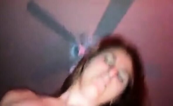 Geile Blondine nach Party ficken