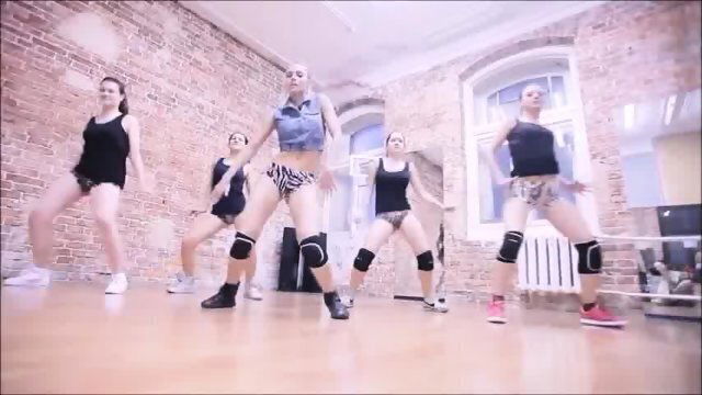 Sexy Russians Shaking