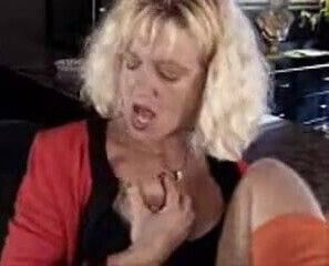 Yvonne, German Mature likes Anal ...F70