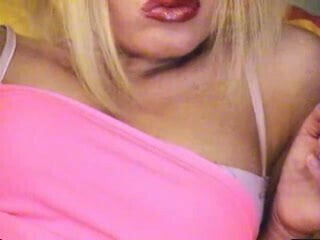 Smoking webcam girl-- SCRYU