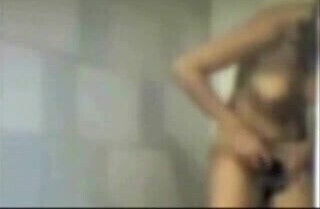 je suis qu'une rabiatch marochienne arab marocaine salope