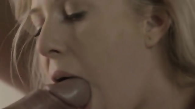 Blonde Glamour Carla Banged Table