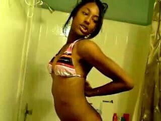 Damn This Chick Horny. enjoy