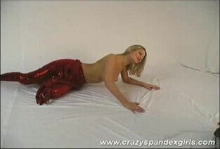 Beauty spandex babe spreading